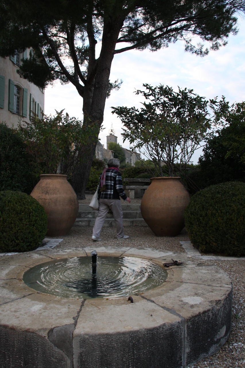 Bild: Fontaine in Menerbes