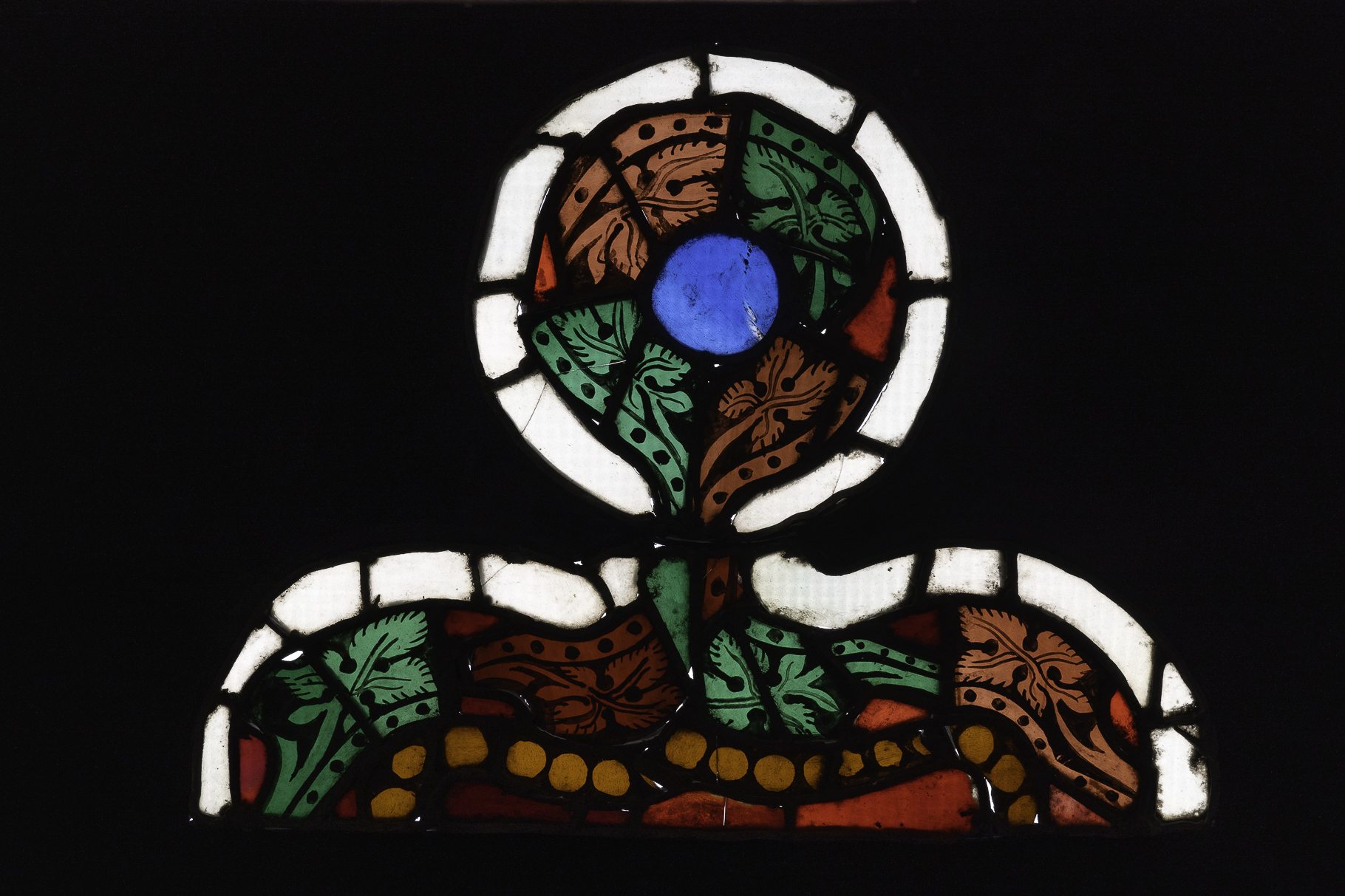 Bild: alte Kirchenfenster im Museum der Catedral Santa Maria de Girona 