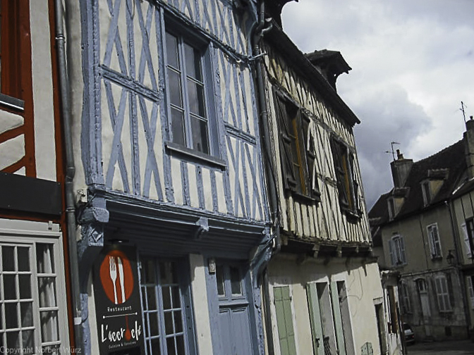 In der Altstadt von Auxerre 