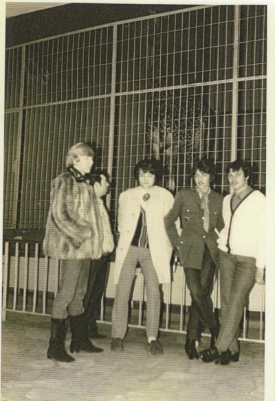 Bandfoto mit Giraffe