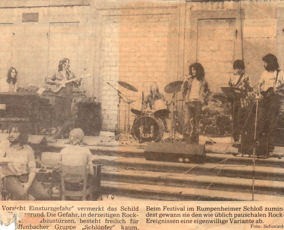 Open Air in der damaligen Ruine des Rumpenheimer Schlosses (1978) - Artikel der Offenbach Post