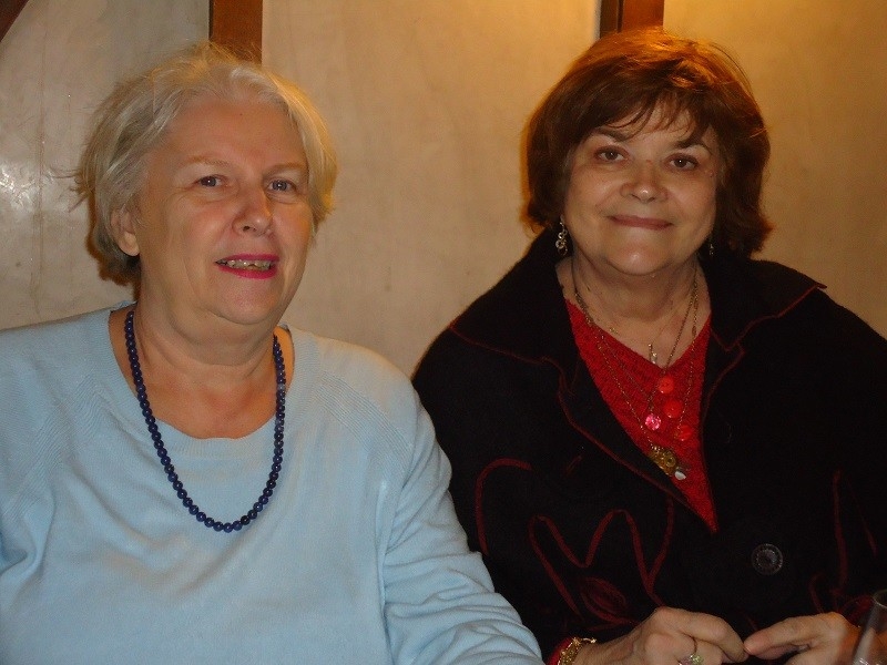 Danielle Semelle (conférencière) et Lydiana (médium)