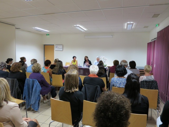 Etienne et Mireille Drapeau lors de la 1ère conférence