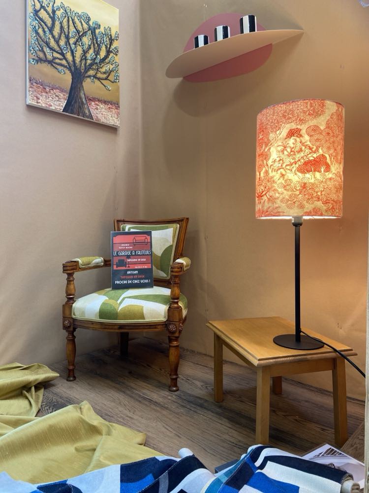 Expo fauteuil enfant et abat-jour - La Clé des Champs à Yvetot-Bocage (50)