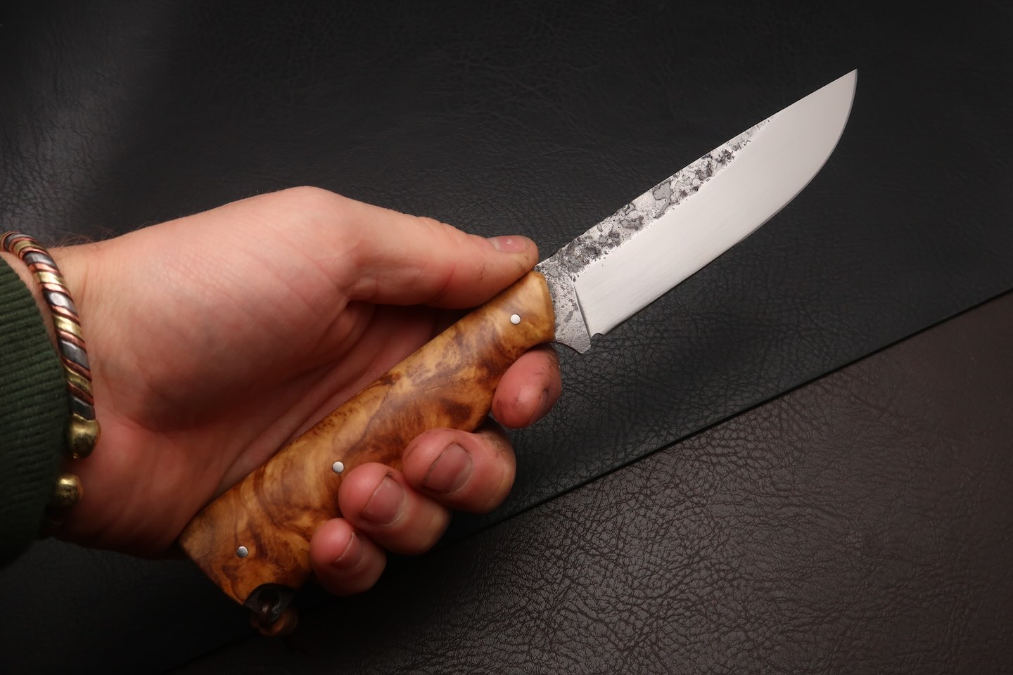 couteau forge en olivier