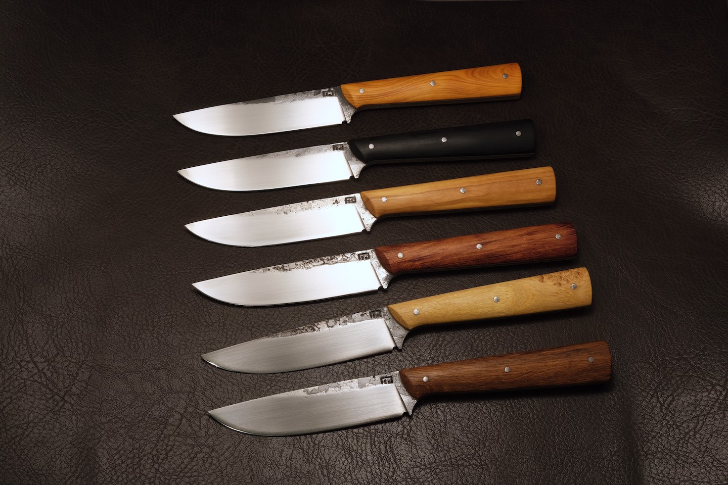 couteau de table forgés brut de forge