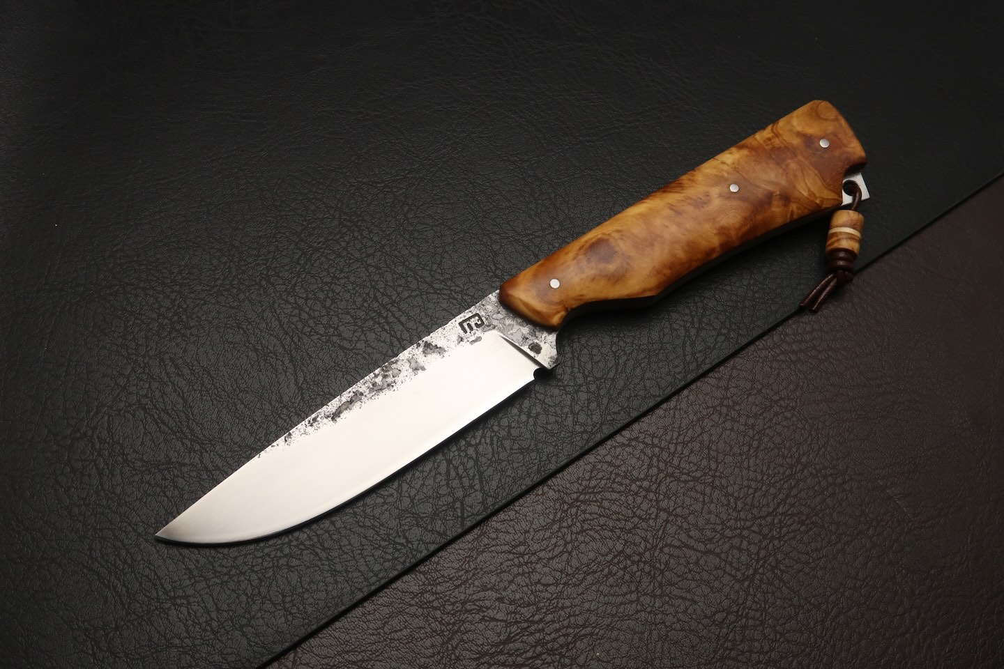 couteau forge en olivier