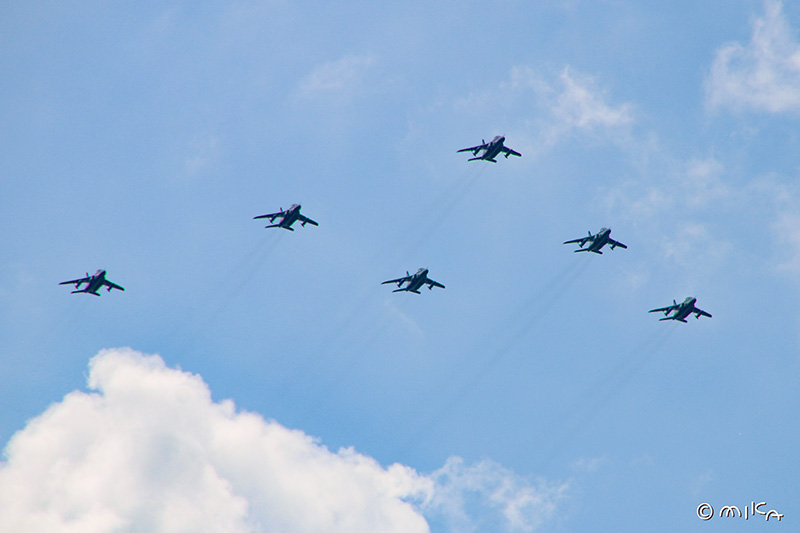 ブルーインパルス上空①