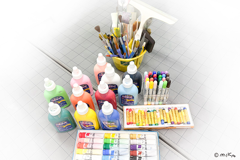 アートセラピーの用具②（いろいろな画材）