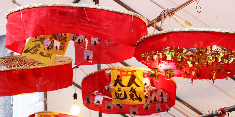 人気傘（京都ゑびす神社の十日えびす）②