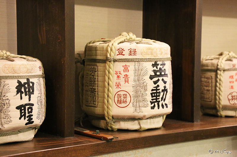 伏見の酒樽