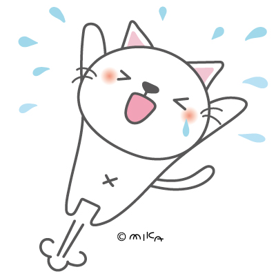飛び上がるネコ