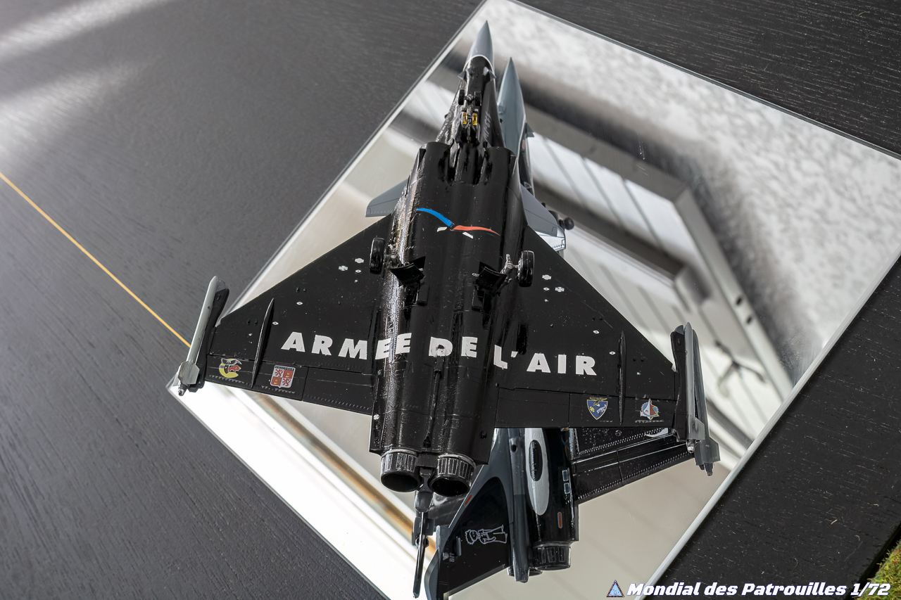 Rafale Solo Display Petit Prince 30.000H maquette 1/72 : 2011