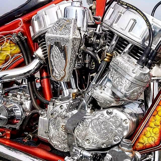 エングレービング　ハーレー　チョッパー　engraved engine for  harley davidson panhead CONHEAD