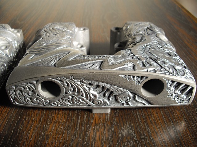 エングレービング　彫金　ショベル　engraved rockercover for shovelhead harley davidson