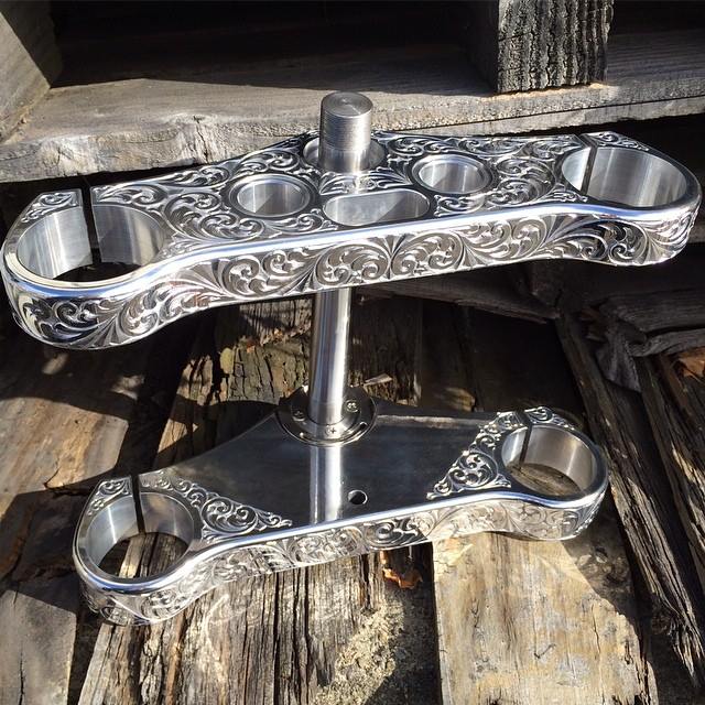 エングレービング　チョッパー　engraved tripletree for shovelhead harley davidson
