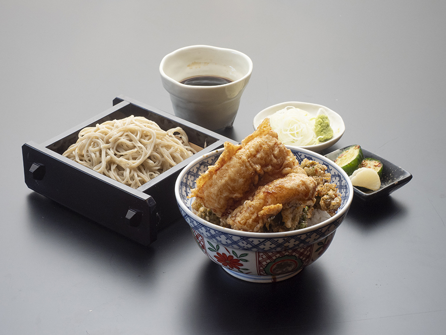 丼ぶりとせいろセット - 手打ち蕎麦・うどん・郷土料理 泉の里 比企郡川島町
