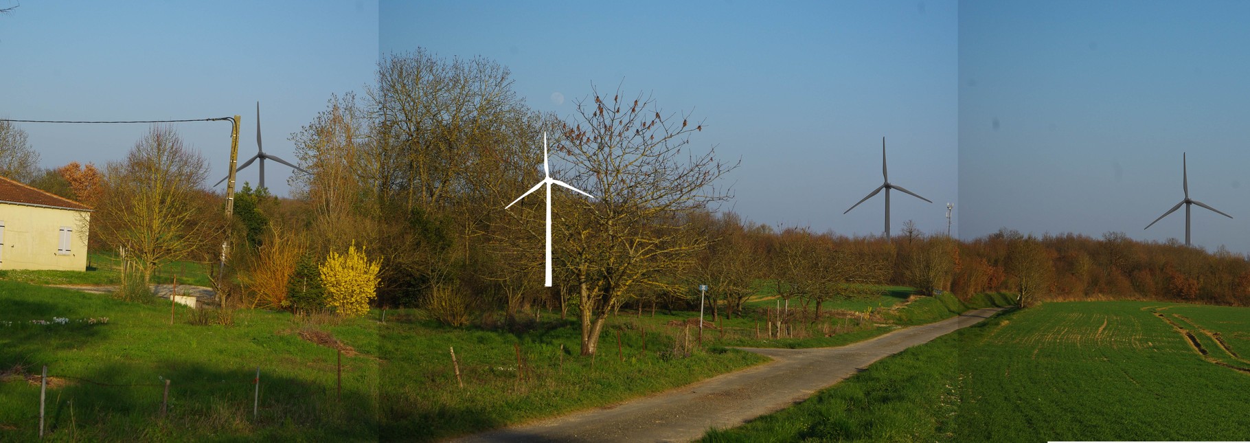 Migre (sud).  Les sept éoliennes seront à partir de 700m à l'est du hameau des Chaumes