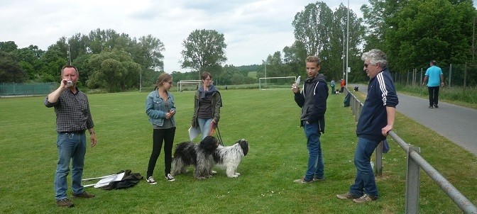 links Banba, rechts Antje Bessie