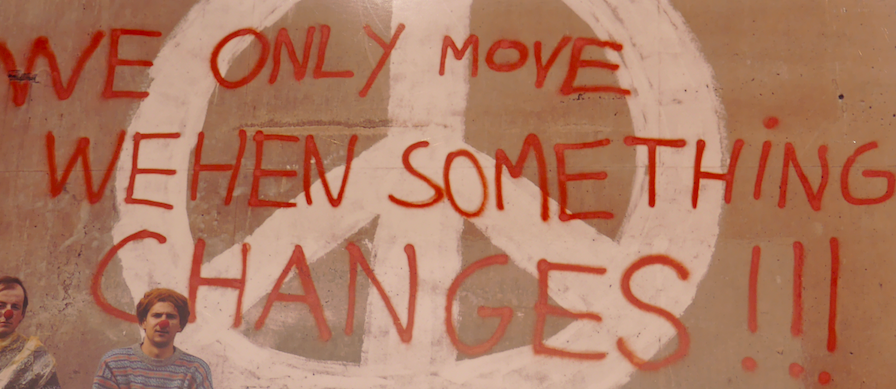 OLAF BREUNING "We only move when something changes" 2002 (laminated C-print on aluminium, 122x155 cm, edition of 5 - seen in Art Basel 2016)