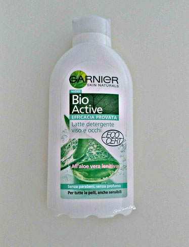 Fronte confezione latte detergente Bio active Garnier