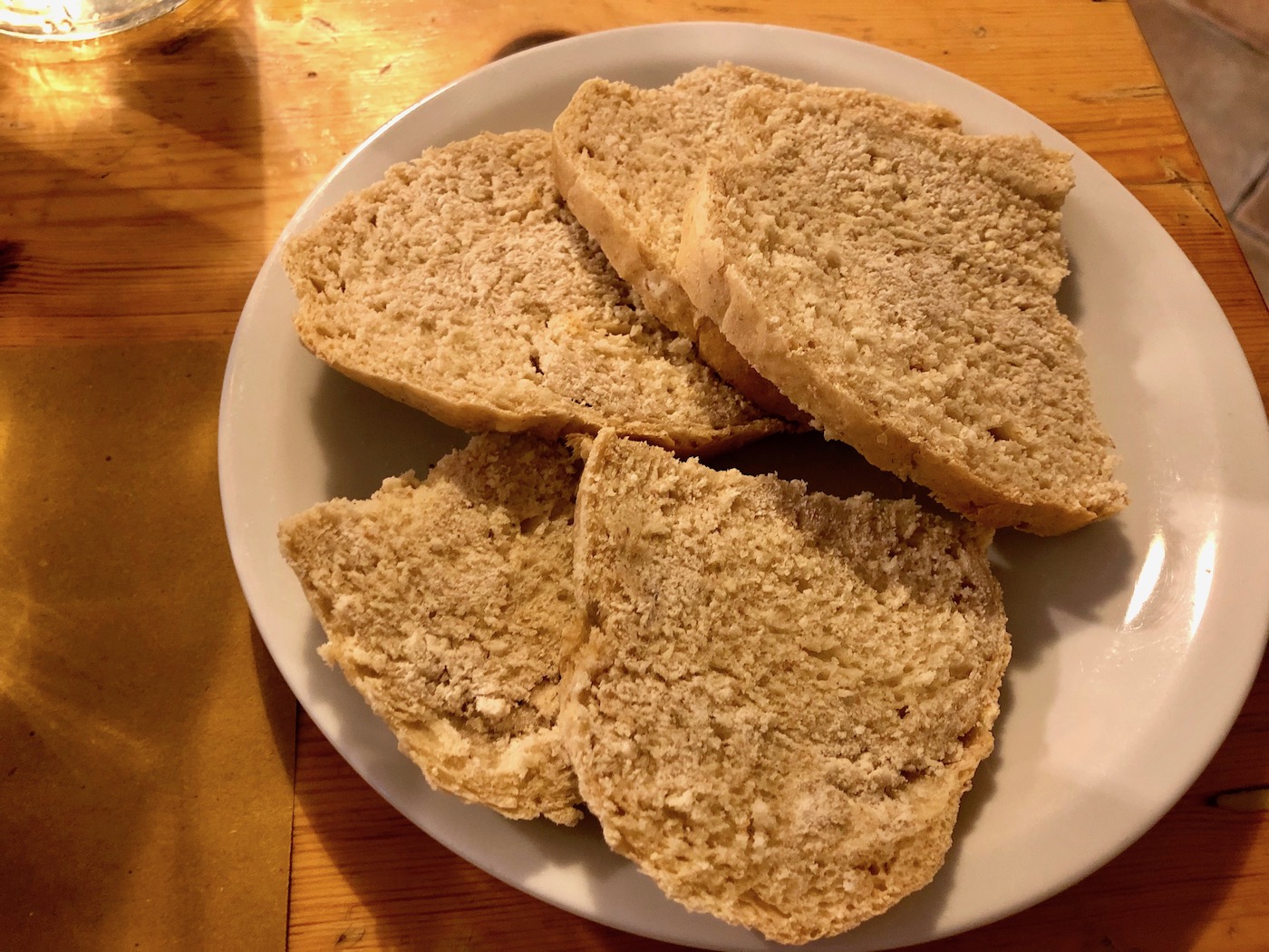 selbstgebackenes Brot