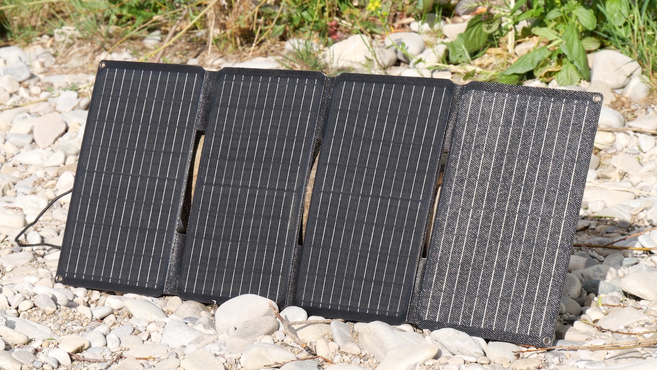 Sandberg Solar Charger 40W Lightweight