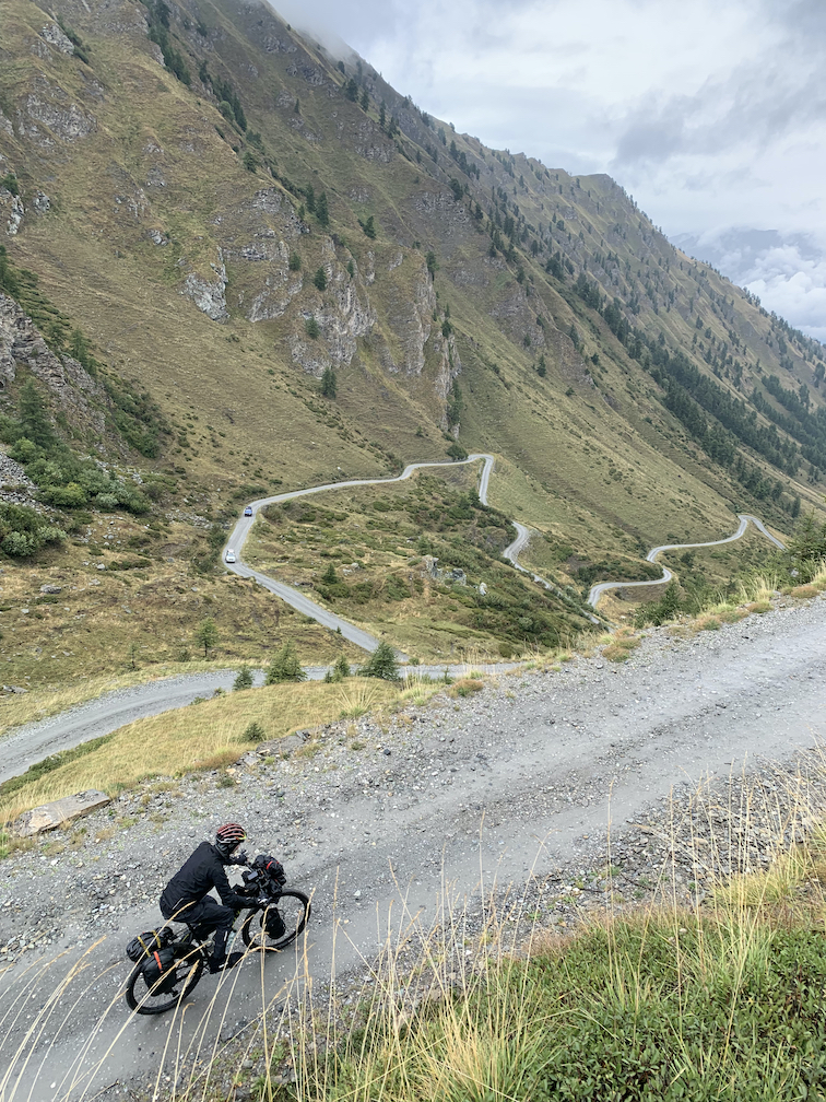 die letzten Kehren zum Colle delle Finestre