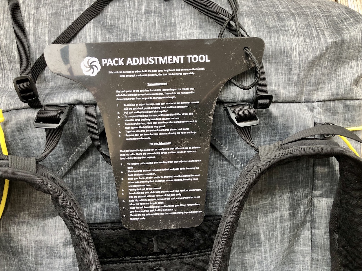 Pack Adjustment Tool zur Verstellung von Schulter- und Hüftgurt