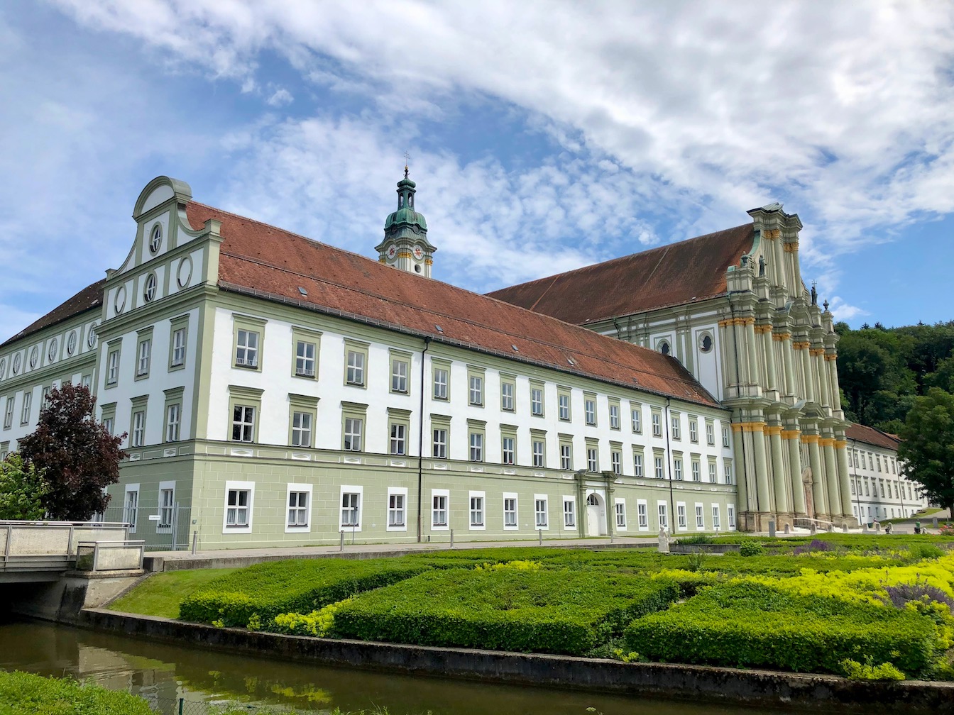 Blick auf das Kloster in Fürstenfeldbruck