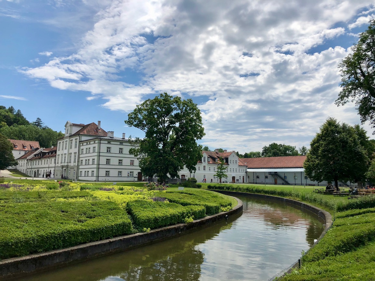 ruhige Oase im Klostergarten in Fürstenfeldbruck