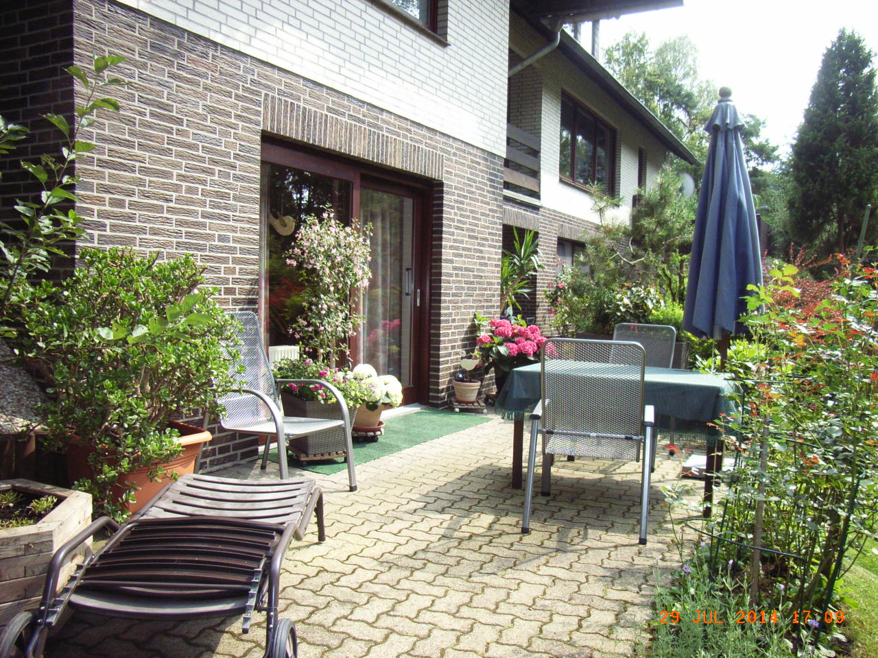 Die Terrasse zu Knauers Ferienwohnung Nr. 2.