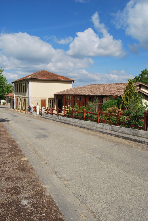 La mairie et la salle des fêtes
