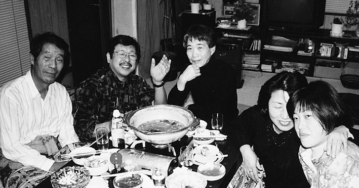 1996　画集の編集委員会　左から吉村房雄（元・加納）さん、吉村国昭さん、曽我定子さん、熊谷賀世子さん、武内祥子さん（現・深谷）