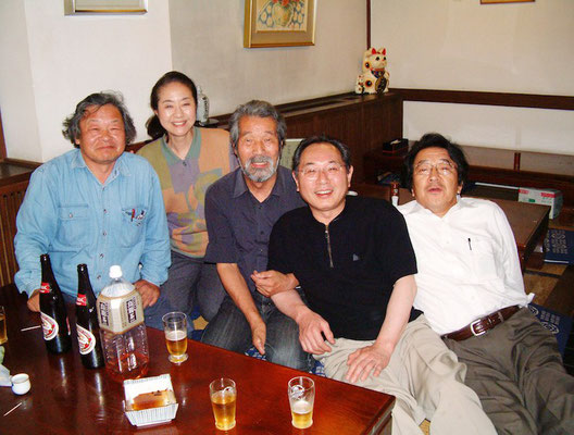 2004.5月　大好きだった更科で飲み会　左から阿部、更科奥さん、房雄さん、更科ご主人、酒井嘉彦さん