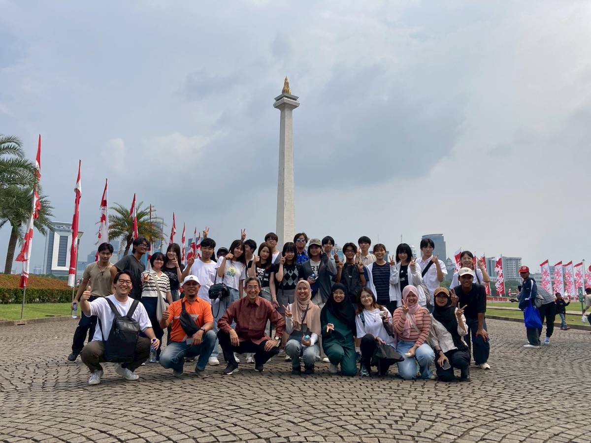 インドネシア独立記念塔