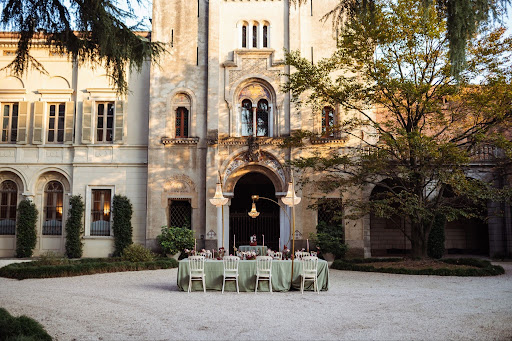 PERCHÉ OGGI MOLTI MATRIMONI SEMBRANO TUTTI UGUALI ANCHE NELLE LOCATION PIÙ BELLE