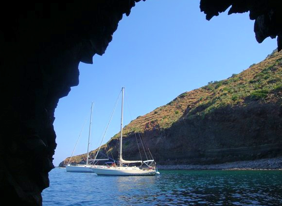 The Devil S Saddle Sailing Boat Trip Sardeo Your Outdoor Experience In Sardinia