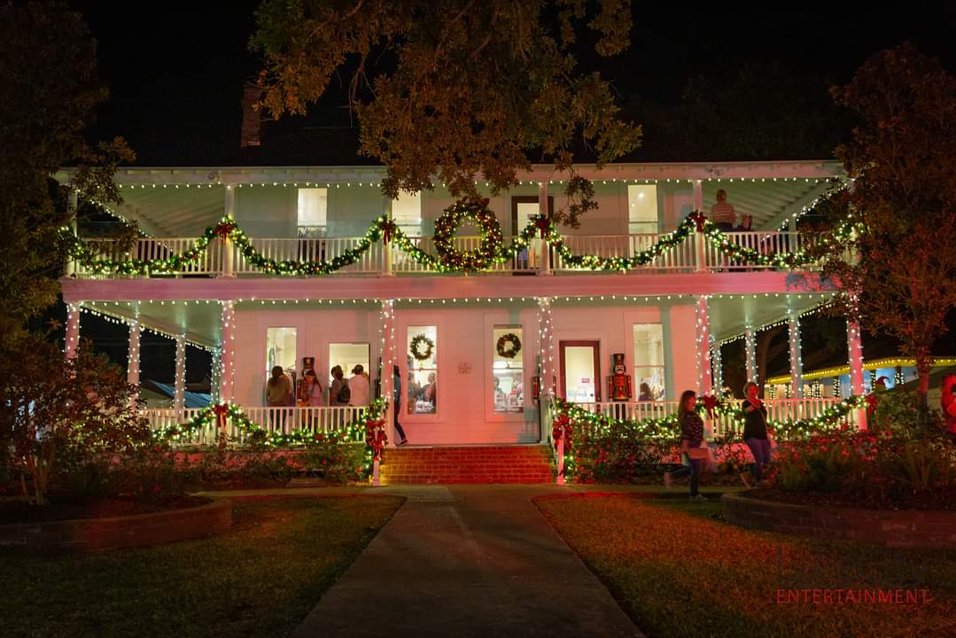 Holiday House at Christmas Under the Oaks Brimstone Museum & Henning