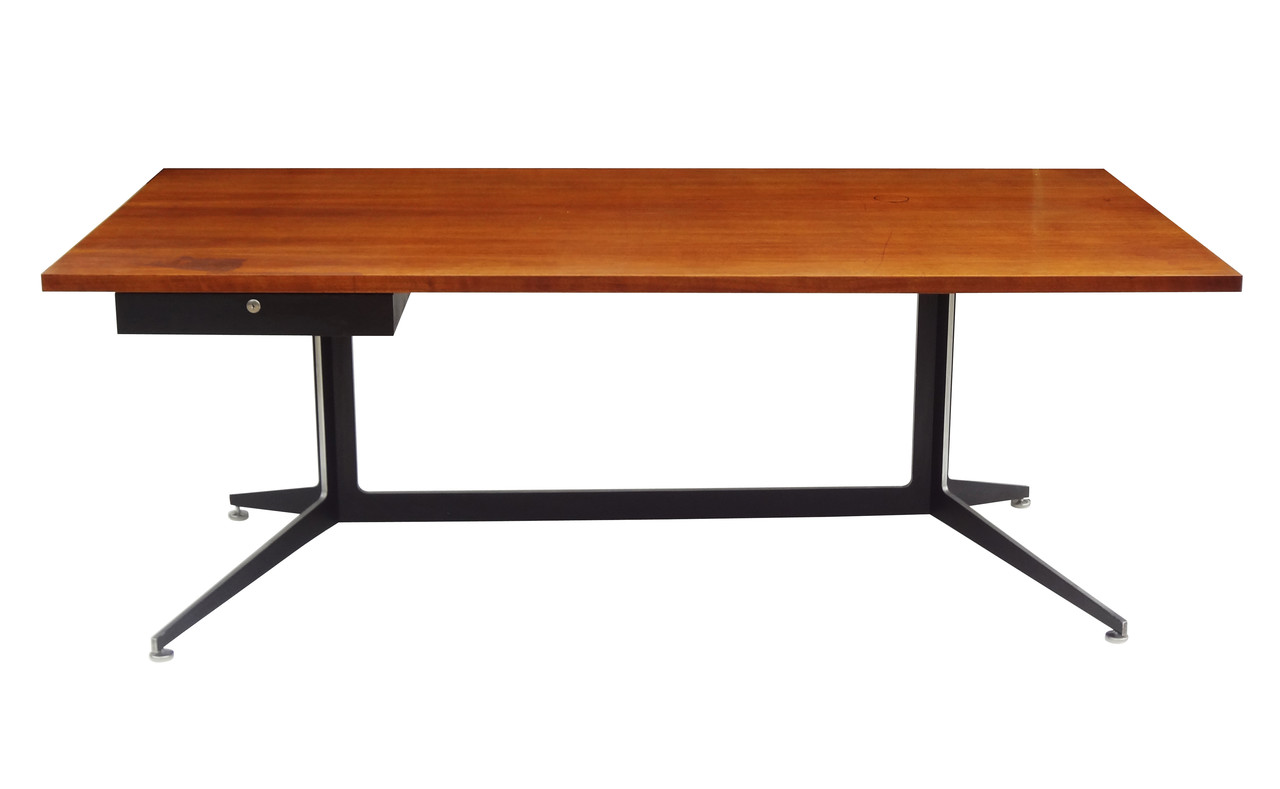 Executive Desk By Ward Bennett For Lehigh Leopold Nueve Grand Executive Desk By Ward Bennett For Lehigh Leopold