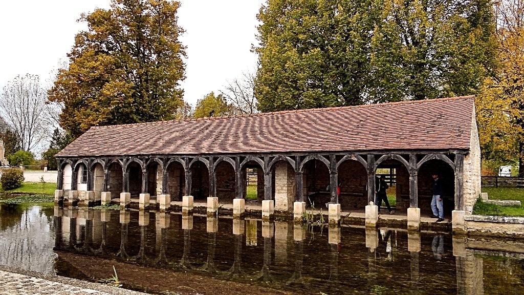 Le lavoir et son reflet (Annie)