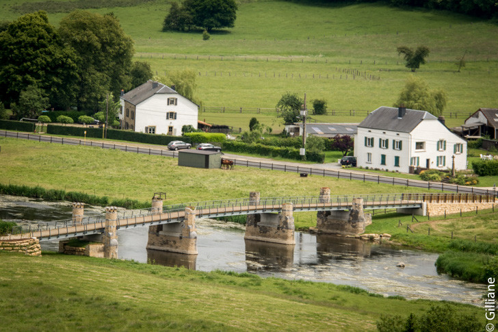 Chassepierre, pont sur la "Semois"