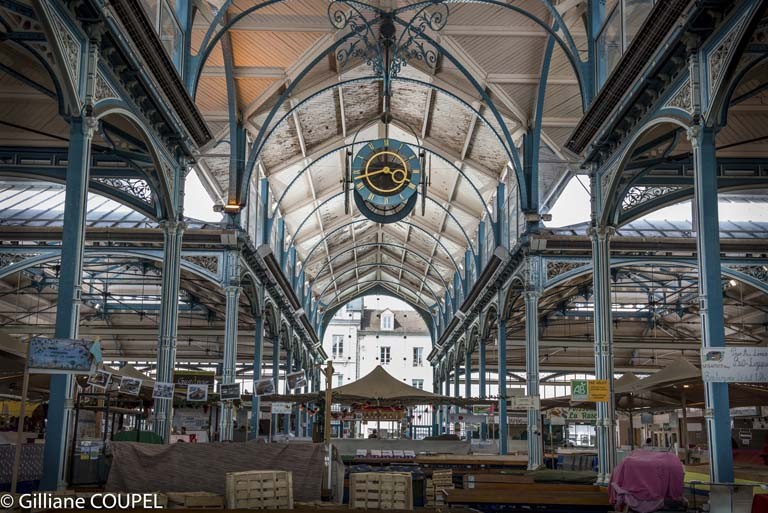 Gilliane : Dijon, le marché couvert