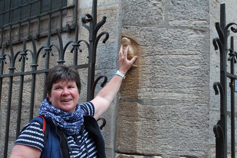 Pascale : Dijon la chouette porte bonheur