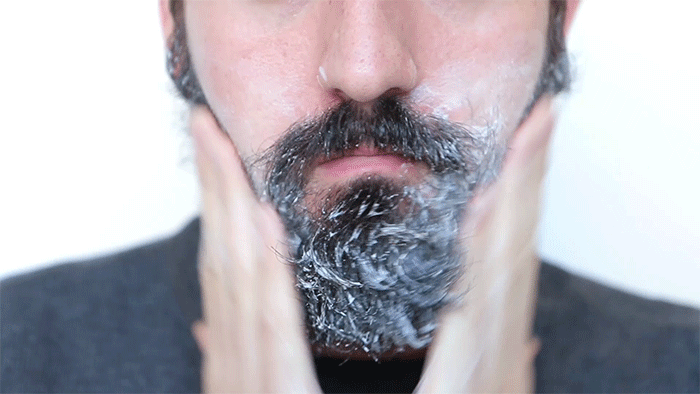 ¿Cómo hidratar la barba para fortalecerla?