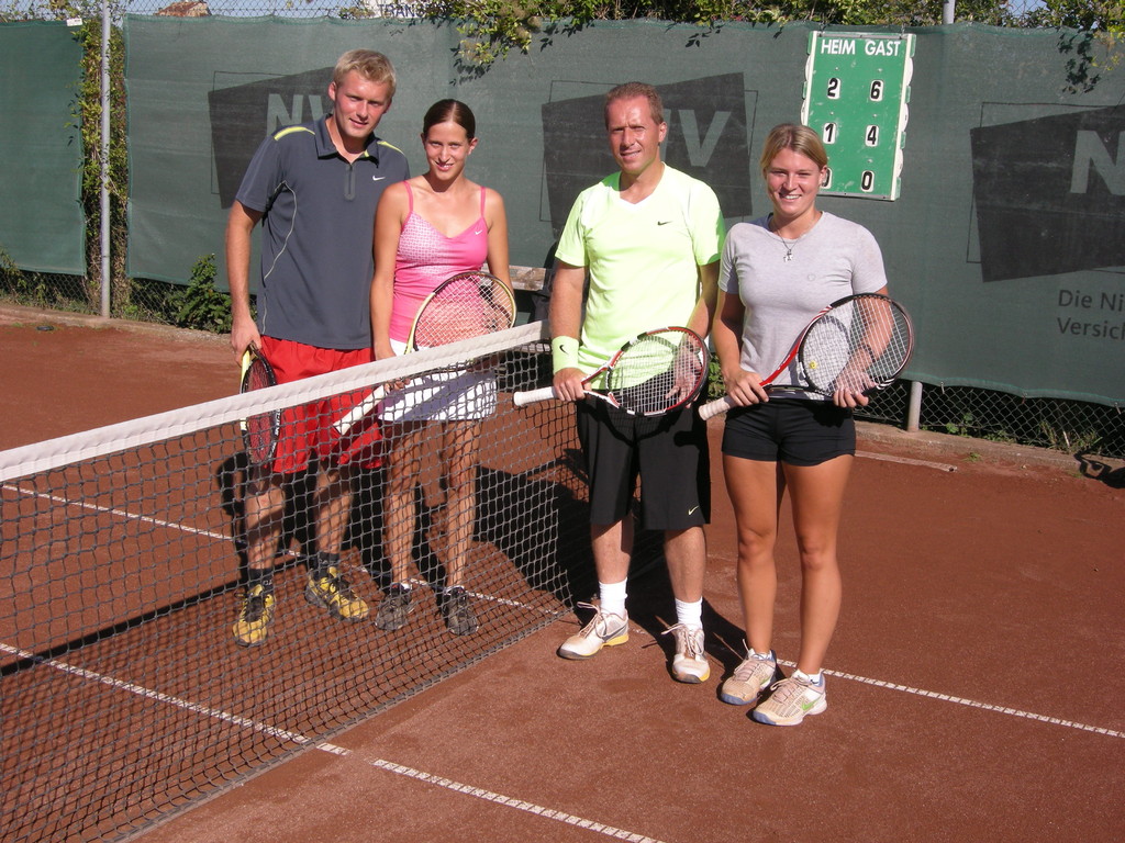 Finalisten Mixed-Doppel A-Bewerb: Joe Zeitlberger, Verena Wild, Dietmar Alfons, Bianca Schiffauer