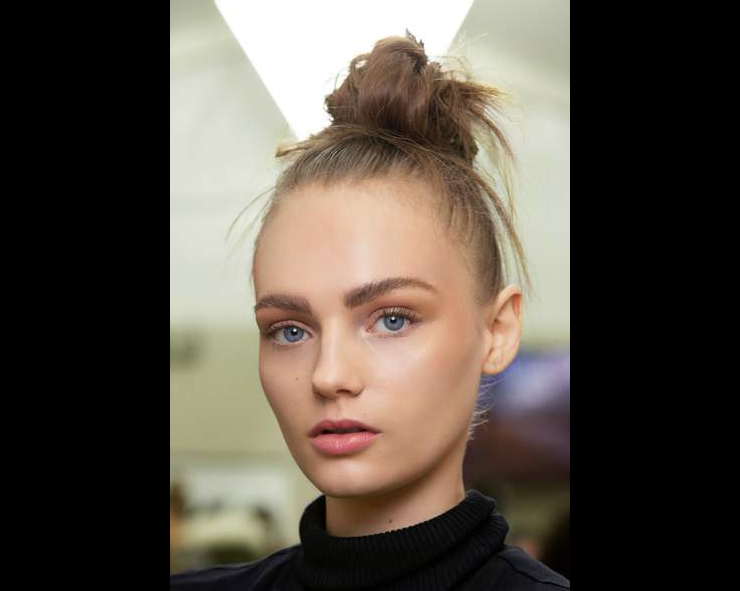 La bouche glossy