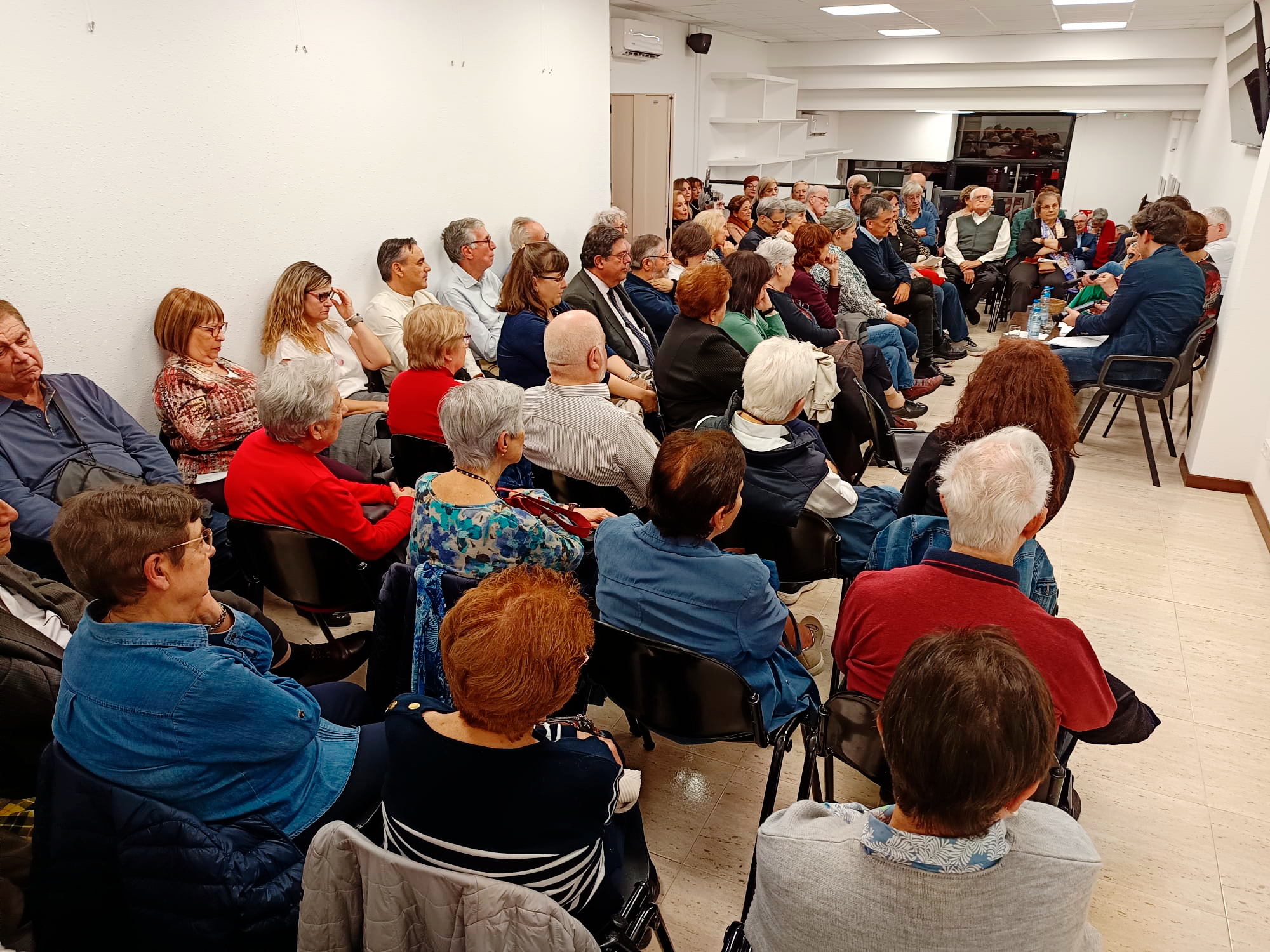  Inauguració de la nova seu del Centre Passatge, en C/Aragó 105