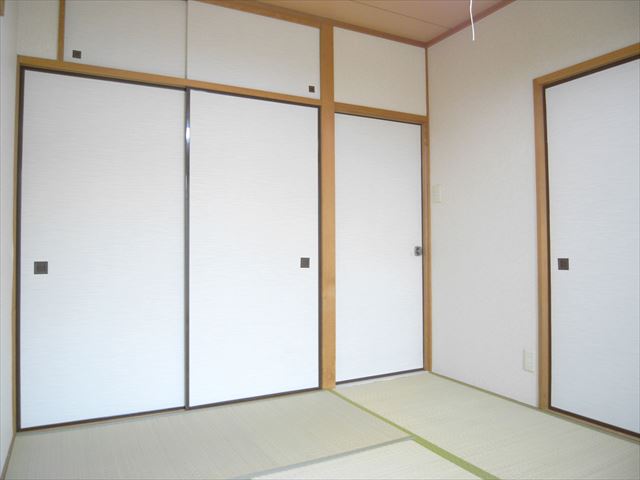 和室（退去前のお写真です）