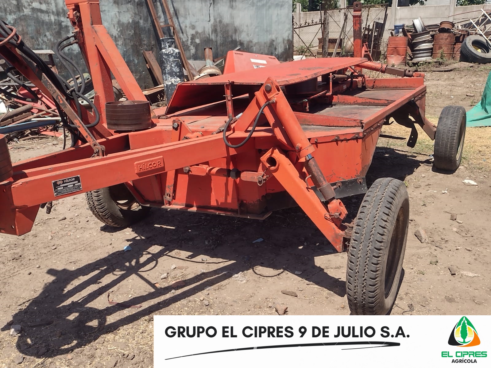 Corta-hileradora marca Yomel